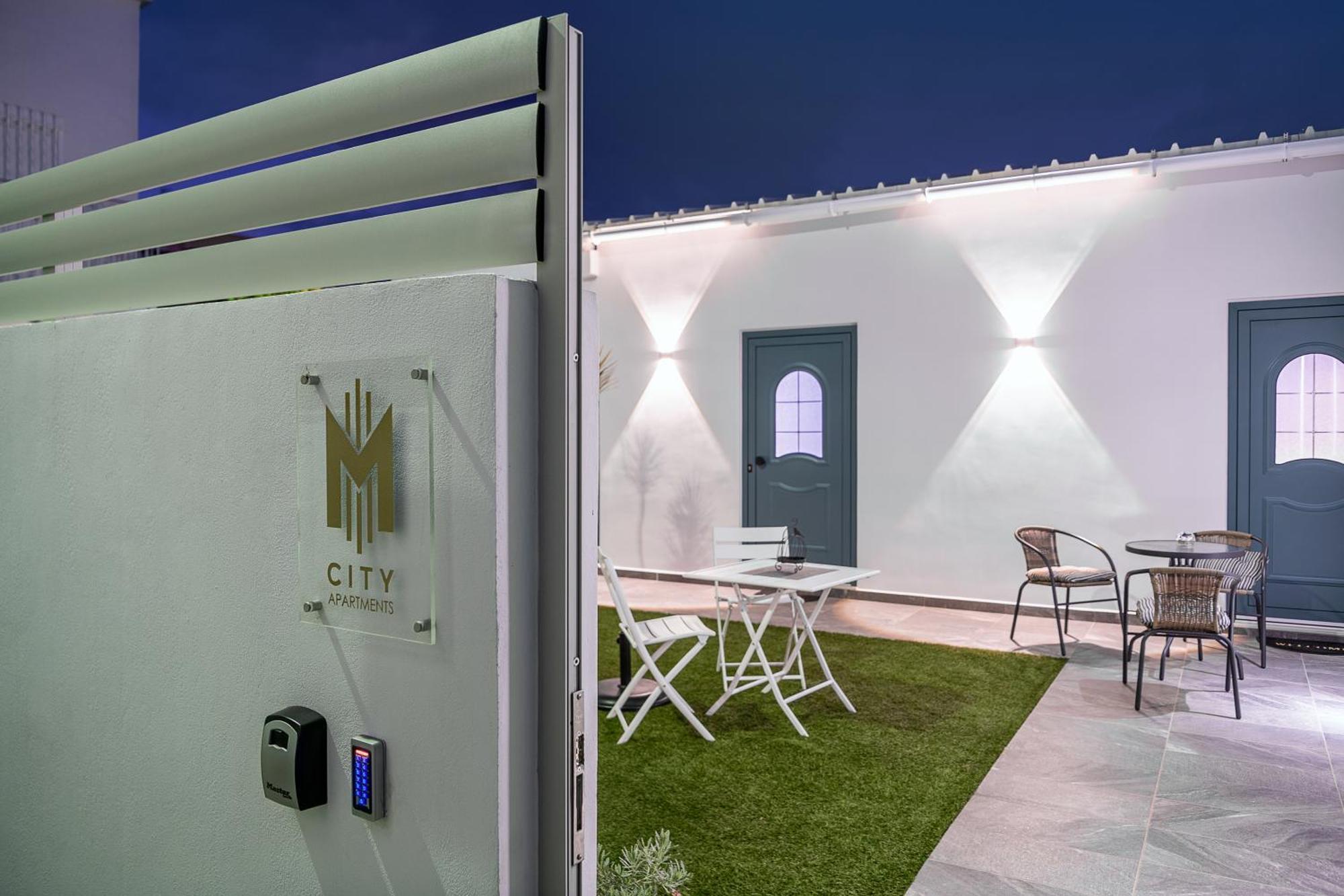 M City Apartments 100M From The Beach Chania  Luaran gambar